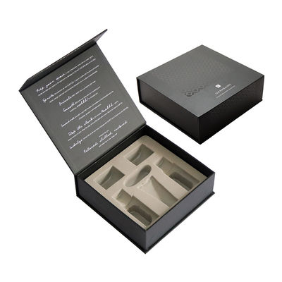 삽입을 가진 OEM 까만 UV 코팅 뜨거운 각인 화장용 선물 상자
