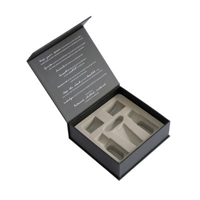 삽입을 가진 OEM 까만 UV 코팅 뜨거운 각인 화장용 선물 상자