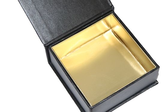 뜨거운 각인 로고를 가진 8*8*3.5cm 다목적 초콜렛 선물 포장 상자