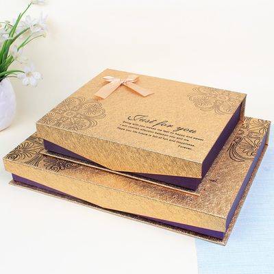 책 모양은 분배자를 가진 은폐된 자석 빈 초콜렛 상자 23.2x19x4.6cm를 은폐했습니다